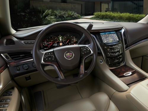 Характеристики автомобиля Cadillac Escalade 6.2 AT 2WD ESV Platinum (09.2015 - 10.2017): фото, вместимость, скорость, двигатель, топливо, масса, отзывы