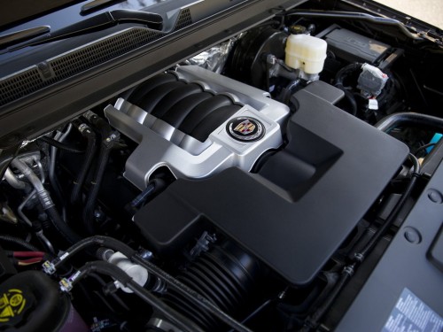 Характеристики автомобиля Cadillac Escalade 6.2 AT 4WD Luxury (09.2015 - 10.2017): фото, вместимость, скорость, двигатель, топливо, масса, отзывы