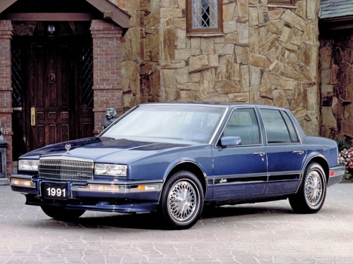 Характеристики автомобиля Cadillac Seville 4.5 AT STS (05.1988 - 04.1989): фото, вместимость, скорость, двигатель, топливо, масса, отзывы