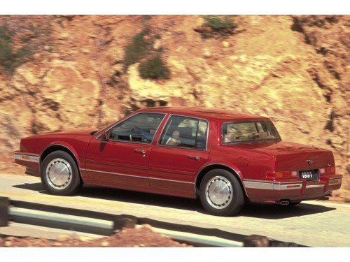 Характеристики автомобиля Cadillac Seville 4.5 AT Seville (05.1989 - 04.1990): фото, вместимость, скорость, двигатель, топливо, масса, отзывы