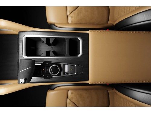 Характеристики автомобиля Changan Hunter Plus 2.0 AT Comfort (06.2023 - н.в.): фото, вместимость, скорость, двигатель, топливо, масса, отзывы