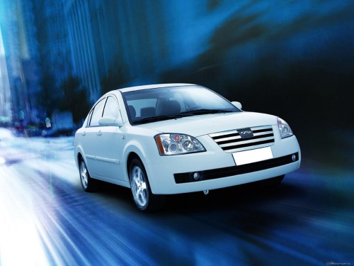Характеристики автомобиля Chery Fora A21 1.6 MT Basic (12.2008 - 09.2010): фото, вместимость, скорость, двигатель, топливо, масса, отзывы