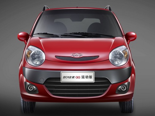 Характеристики автомобиля Chery QQ Sweet 1.0 MT Fashion Champion (04.2012 - 03.2013): фото, вместимость, скорость, двигатель, топливо, масса, отзывы