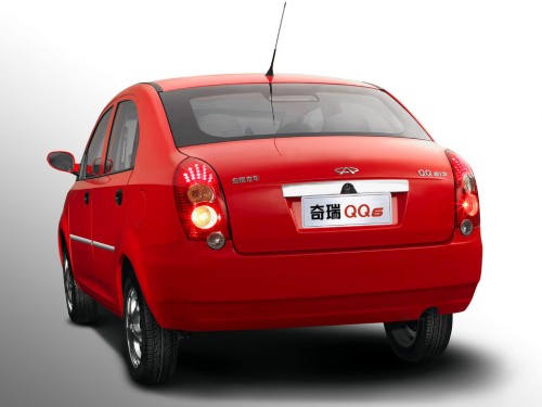 Характеристики автомобиля Chery QQ6 S21 1.3 MT Lux (05.2008 - 05.2011): фото, вместимость, скорость, двигатель, топливо, масса, отзывы