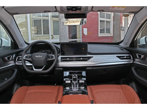Характеристики автомобиля Chery Tiggo 8 1.6T DCT Fashion (05.2019 - 05.2020): фото, вместимость, скорость, двигатель, топливо, масса, отзывы