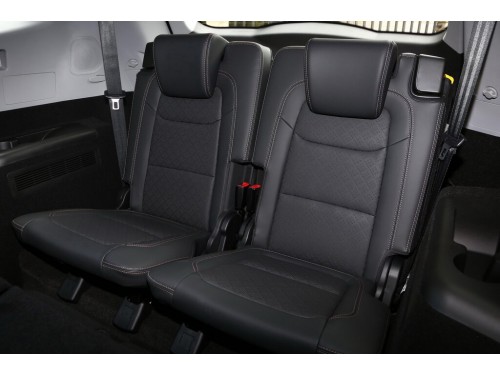 Характеристики автомобиля Chery Tiggo 8 1.6 TGDI DCT 290T Luxury (09.2020 - 10.2022): фото, вместимость, скорость, двигатель, топливо, масса, отзывы