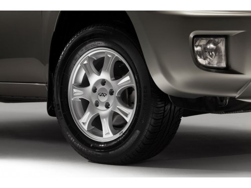 Характеристики автомобиля Chery Tiggo T11 1.6 MT TG13C-2WD (08.2012 - 07.2013): фото, вместимость, скорость, двигатель, топливо, масса, отзывы