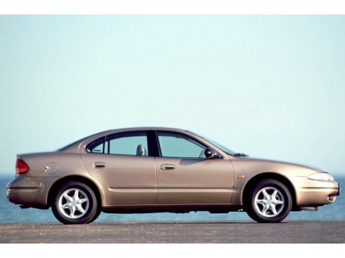 Характеристики автомобиля Chevrolet Alero 2.4 AT GX (04.1998 - 04.2001): фото, вместимость, скорость, двигатель, топливо, масса, отзывы