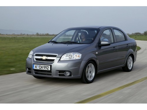 Характеристики автомобиля Chevrolet Aveo 1.2 MT S (09.2007 - 12.2011): фото, вместимость, скорость, двигатель, топливо, масса, отзывы