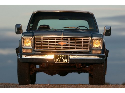 Характеристики автомобиля Chevrolet Blazer K5 4.1 MT 4WD Blazer K10 Hardtop 250 4-gears (07.1980 - 06.1981): фото, вместимость, скорость, двигатель, топливо, масса, отзывы