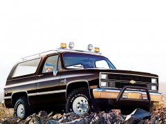 Chevrolet Blazer K5 4.1 AT Blazer C10 Hardtop 250 (07.1981 - 06.1982)