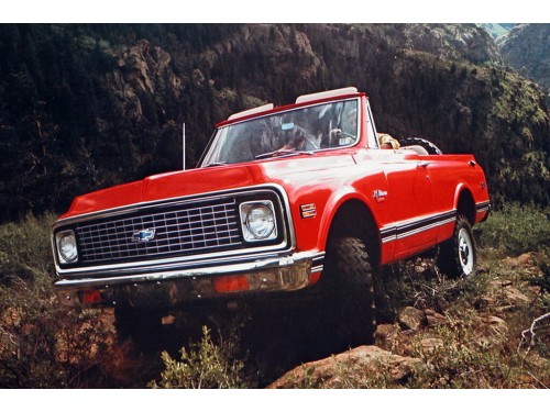 Характеристики автомобиля Chevrolet Blazer K5 5.7 AT Blazer C Hardtop 350 (10.1970 - 07.1972): фото, вместимость, скорость, двигатель, топливо, масса, отзывы