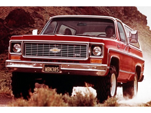 Характеристики автомобиля Chevrolet Blazer K5 5.0 MT 4WD Blazer K Hardtop 307 4-gears (08.1972 - 06.1973): фото, вместимость, скорость, двигатель, топливо, масса, отзывы