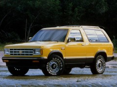 Chevrolet Blazer S-10 1.9 MT4 4x4 Blazer S-10 (05.1982 - 06.1985)