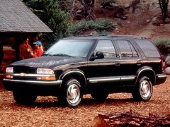 Chevrolet Blazer S-10 4.3 AT 4WD Base (07.1997 - 06.2000)