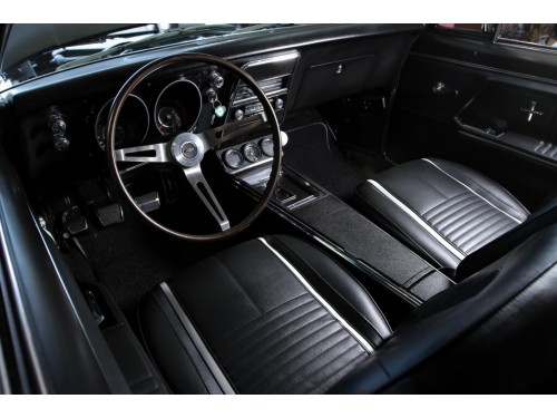 Характеристики автомобиля Chevrolet Camaro 3.8 MT Sport Coupe RS 3-gears (09.1966 - 09.1968): фото, вместимость, скорость, двигатель, топливо, масса, отзывы