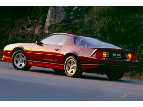 Характеристики автомобиля Chevrolet Camaro 5.0 AT Camaro Berlinetta (11.1984 - 10.1986): фото, вместимость, скорость, двигатель, топливо, масса, отзывы
