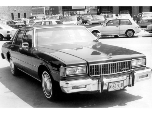 Характеристики автомобиля Chevrolet Caprice 4.3 AT Caprice Classic Brougham LS Sedan (10.1986 - 09.1987): фото, вместимость, скорость, двигатель, топливо, масса, отзывы
