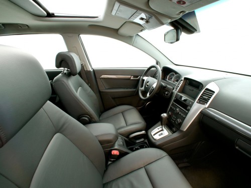 Характеристики автомобиля Chevrolet Captiva 2.0D 4WD AT LT 5 seats (02.2006 - 08.2011): фото, вместимость, скорость, двигатель, топливо, масса, отзывы