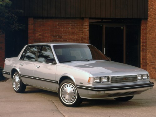 Характеристики автомобиля Chevrolet Celebrity 2.8 MFI MT Celebrity Eurosport VR (09.1986 - 08.1988): фото, вместимость, скорость, двигатель, топливо, масса, отзывы
