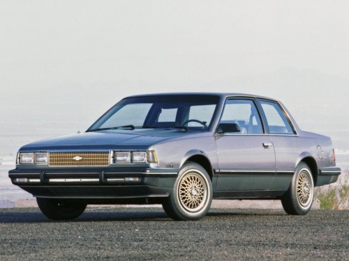 Характеристики автомобиля Chevrolet Celebrity 2.8 MFI AT Celebrity (09.1986 - 08.1988): фото, вместимость, скорость, двигатель, топливо, масса, отзывы