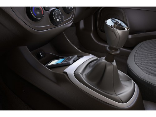 Характеристики автомобиля Chevrolet Cobalt 1.5 MT LT (06.2020 - 11.2022): фото, вместимость, скорость, двигатель, топливо, масса, отзывы