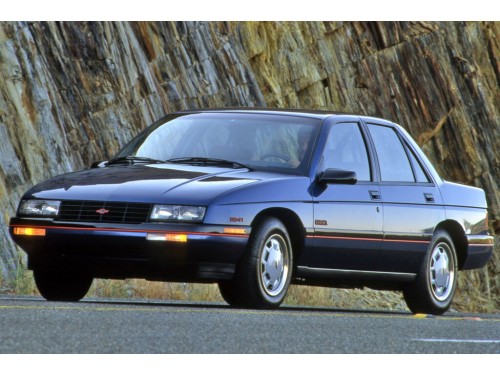 Характеристики автомобиля Chevrolet Corsica 2.2 AT LT (07.1989 - 06.1991): фото, вместимость, скорость, двигатель, топливо, масса, отзывы