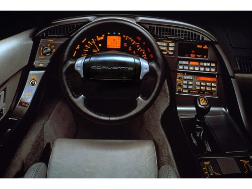 Характеристики автомобиля Chevrolet Corvette 5.7 MT Corvette (06.1990 - 05.1991): фото, вместимость, скорость, двигатель, топливо, масса, отзывы