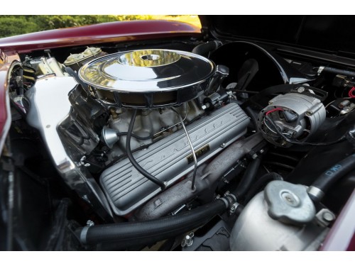 Характеристики автомобиля Chevrolet Corvette 5.4 MT Sting Ray 4-gear (08.1962 - 07.1963): фото, вместимость, скорость, двигатель, топливо, масса, отзывы