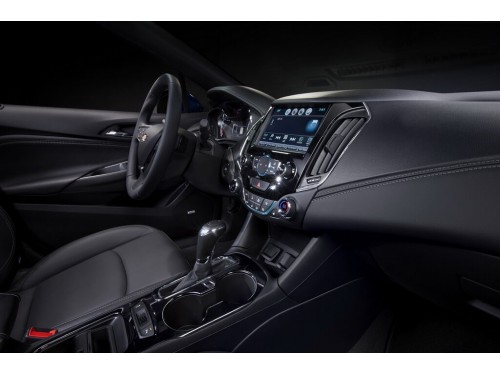 Характеристики автомобиля Chevrolet Cruze 1.4 AT LS (03.2016 - 03.2018): фото, вместимость, скорость, двигатель, топливо, масса, отзывы