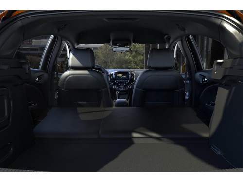 Характеристики автомобиля Chevrolet Cruze 1.4 AT Premier (03.2016 - 03.2018): фото, вместимость, скорость, двигатель, топливо, масса, отзывы