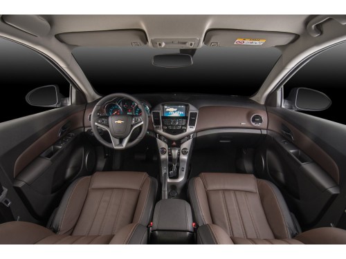 Характеристики автомобиля Chevrolet Cruze 1.4 MT ECO (01.2015 - 02.2016): фото, вместимость, скорость, двигатель, топливо, масса, отзывы
