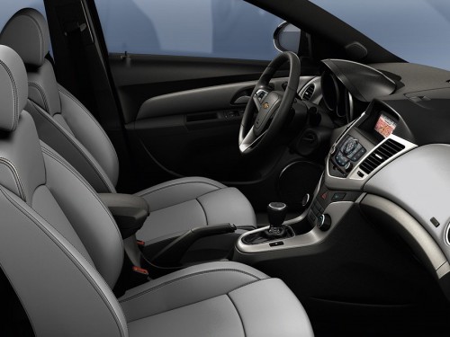 Характеристики автомобиля Chevrolet Cruze 1.6 MT LS (12.2012 - 10.2015): фото, вместимость, скорость, двигатель, топливо, масса, отзывы