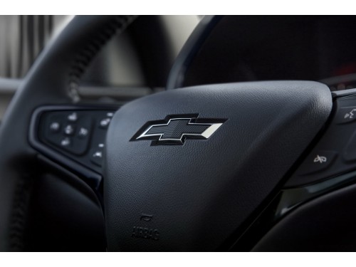 Характеристики автомобиля Chevrolet Equinox 1.5 AT AWD Premier (03.2021 - 05.2022): фото, вместимость, скорость, двигатель, топливо, масса, отзывы