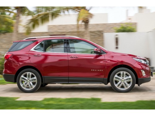 Характеристики автомобиля Chevrolet Equinox 1.5 AT LS (07.2019 - 06.2022): фото, вместимость, скорость, двигатель, топливо, масса, отзывы
