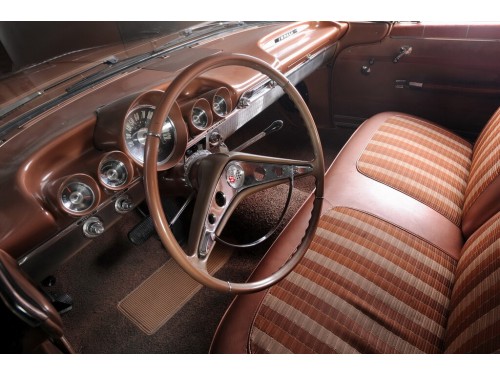Характеристики автомобиля Chevrolet Impala 4.6i MT3 Impala Sport Coupe (10.1958 - 09.1959): фото, вместимость, скорость, двигатель, топливо, масса, отзывы
