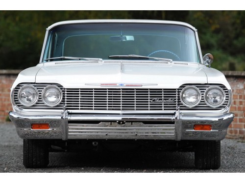 Характеристики автомобиля Chevrolet Impala 5.4 AT Impala Sport Coupe (10.1963 - 09.1964): фото, вместимость, скорость, двигатель, топливо, масса, отзывы
