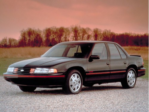 Характеристики автомобиля Chevrolet Lumina 2.5 AT Lumina (05.1989 - 08.1990): фото, вместимость, скорость, двигатель, топливо, масса, отзывы