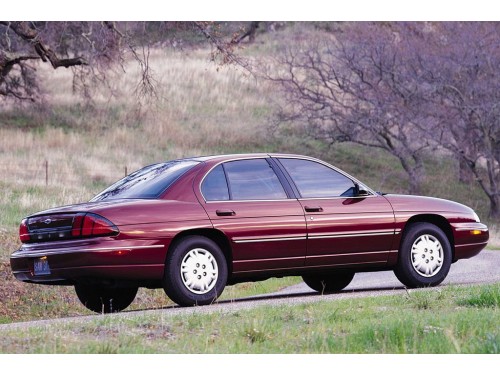Характеристики автомобиля Chevrolet Lumina 3.1 AT Lumina LTZ (05.1996 - 04.1999): фото, вместимость, скорость, двигатель, топливо, масса, отзывы