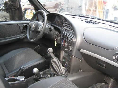 Характеристики автомобиля Chevrolet Niva 1.7 MT GLC (01.2020 - 07.2020): фото, вместимость, скорость, двигатель, топливо, масса, отзывы