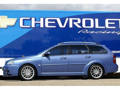 Характеристики автомобиля Chevrolet Nubira 1.6 MT SX (09.2004 - 11.2010): фото, вместимость, скорость, двигатель, топливо, масса, отзывы