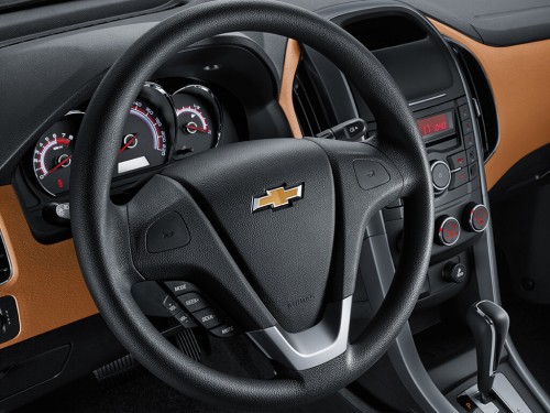 Характеристики автомобиля Chevrolet Optra 1.5 AT Luxury (11.2014 - н.в.): фото, вместимость, скорость, двигатель, топливо, масса, отзывы