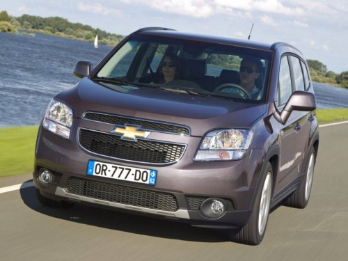 Характеристики автомобиля Chevrolet Orlando 1.8 AT LTZ (11.2012 - 10.2015): фото, вместимость, скорость, двигатель, топливо, масса, отзывы