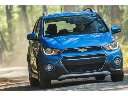 Характеристики автомобиля Chevrolet Spark 1.4 MT LS (04.2015 - 09.2018): фото, вместимость, скорость, двигатель, топливо, масса, отзывы