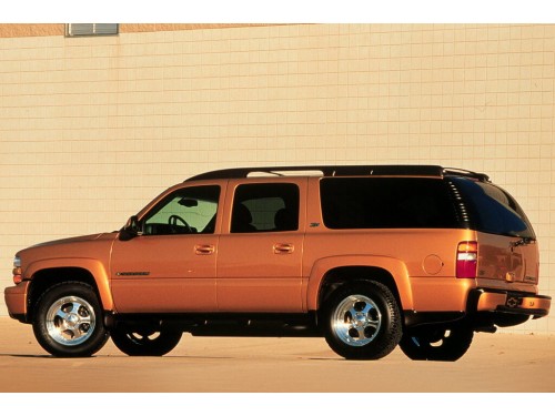Характеристики автомобиля Chevrolet Suburban 5.3 AT 4x4 1500 LS (12.1999 - 09.2003): фото, вместимость, скорость, двигатель, топливо, масса, отзывы