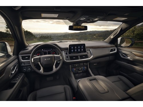 Характеристики автомобиля Chevrolet Tahoe 3.0TD AT High Country (06.2020 - н.в.): фото, вместимость, скорость, двигатель, топливо, масса, отзывы