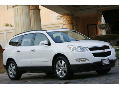 Характеристики автомобиля Chevrolet Traverse 3.6 AT AWD LTZ (10.2008 - 03.2012): фото, вместимость, скорость, двигатель, топливо, масса, отзывы