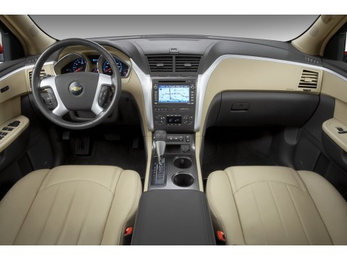 Характеристики автомобиля Chevrolet Traverse 3.6 AT AWD  1LT (10.2008 - 03.2012): фото, вместимость, скорость, двигатель, топливо, масса, отзывы
