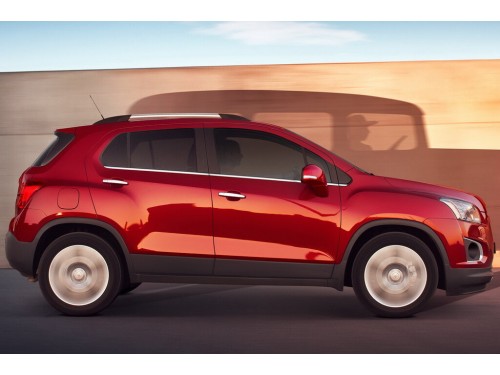 Характеристики автомобиля Chevrolet Trax 1.4T AT LS (04.2014 - 09.2016): фото, вместимость, скорость, двигатель, топливо, масса, отзывы
