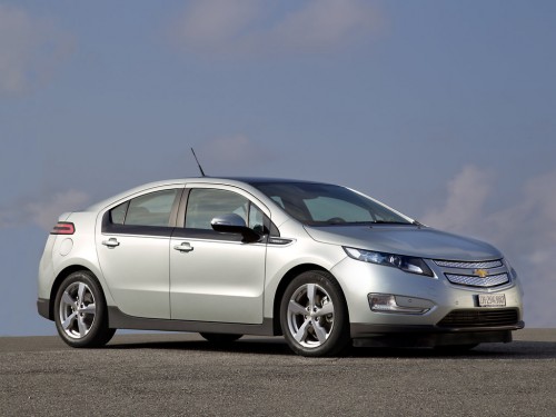 Характеристики автомобиля Chevrolet Volt 1.4 CVT Volt (11.2011 - 02.2014): фото, вместимость, скорость, двигатель, топливо, масса, отзывы
